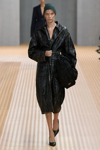 Look 38